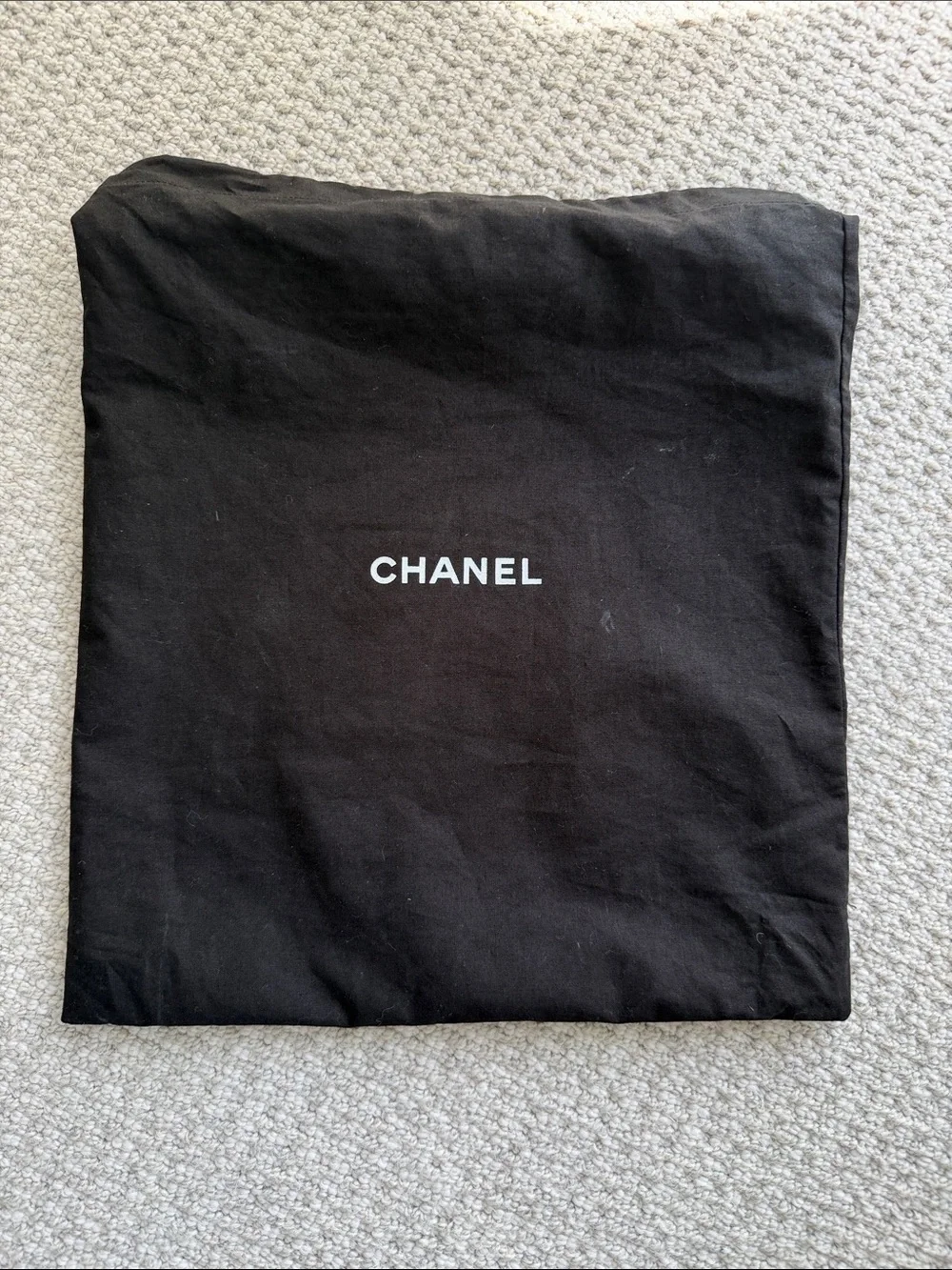 CHANEL Vintage Caviar Quilted Tan Leather Shoulder Tote with Gold Chain Straps - Picture 13 of 16